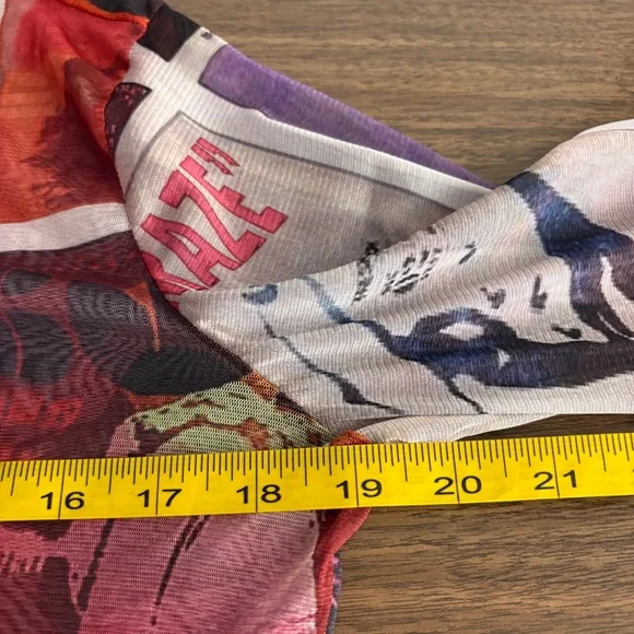 Tokyo Talkies Vintage Y2K Mesh Top Sunset Drop Postcard Newspaper Print M - Picture 8 of 10